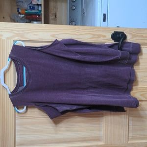 Cold shoulder sweatshirt.